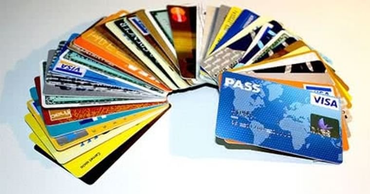 Cartão de crédito rápido e fácil pela internet - Economias